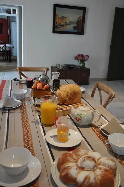 B&B La Cerisaie Francheleins Bed & Breakfast